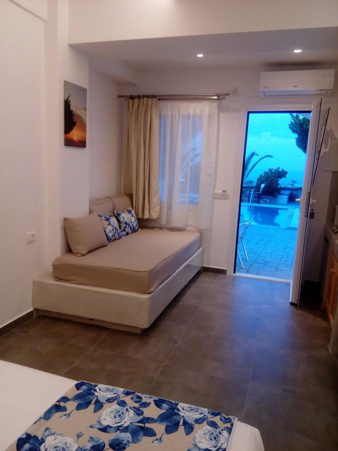 Villa Koronios Fira  Exterior foto